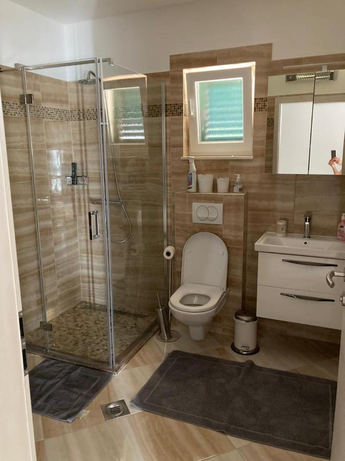 Modern Seeview Apartment Maslenica With Free Wifi, Free Parking, 300M From Beach Екстериор снимка